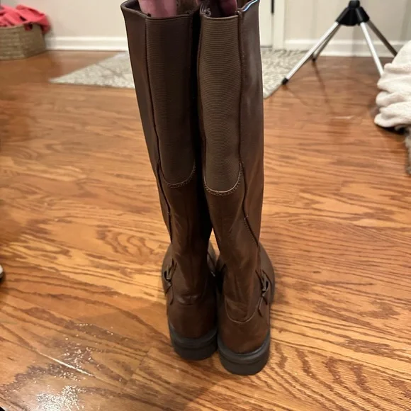 Women’s Tall Baretraps boots - Picture 4 of 5